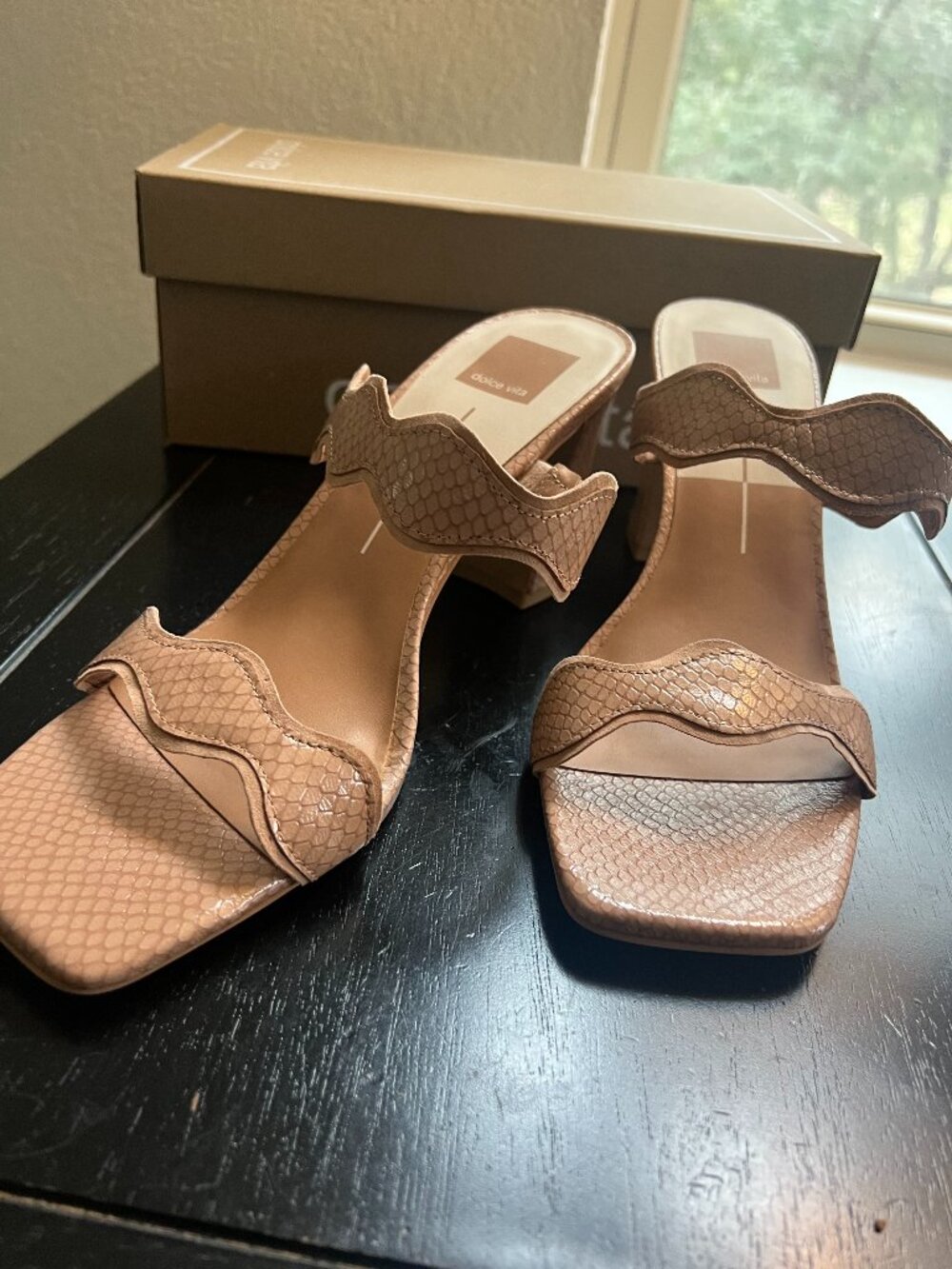 Dolce Vita Ilva Toffee Sandal